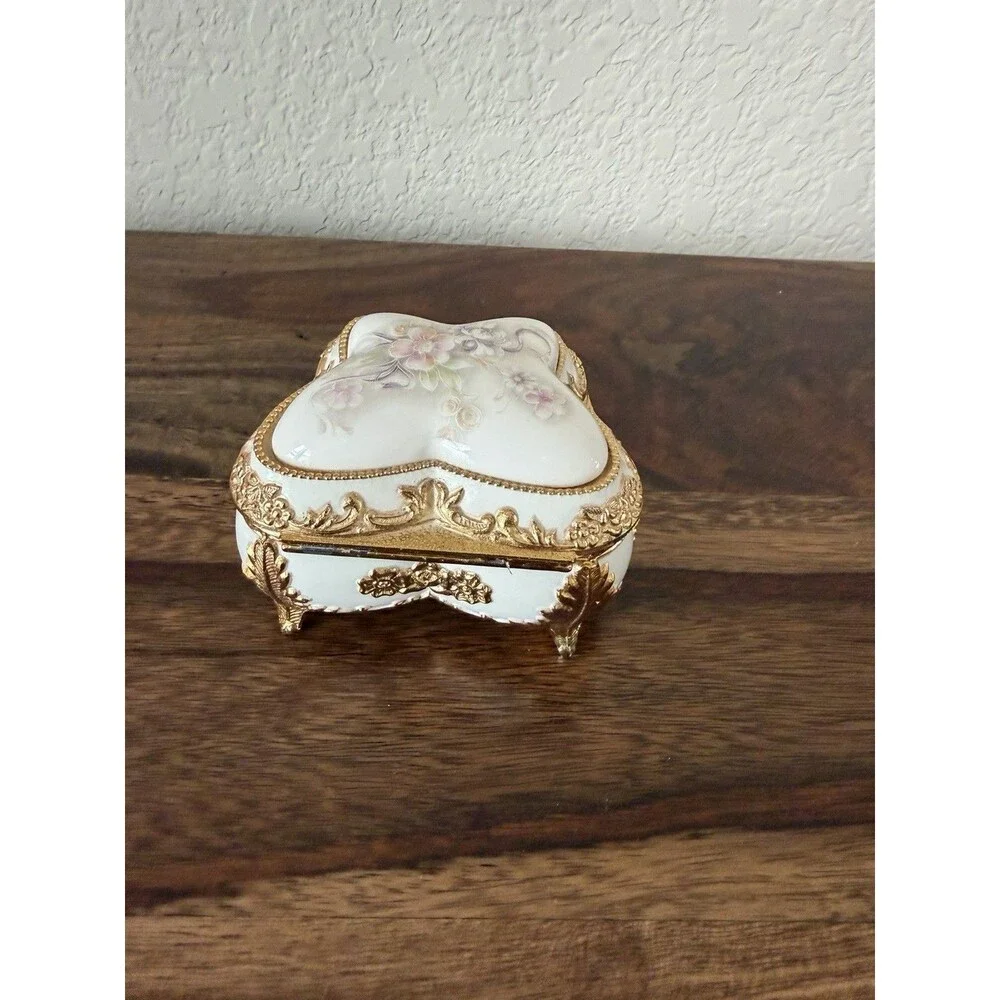 Vintage Westland Music Trinket box Endless Love Enamel And Gold Tone Metal
